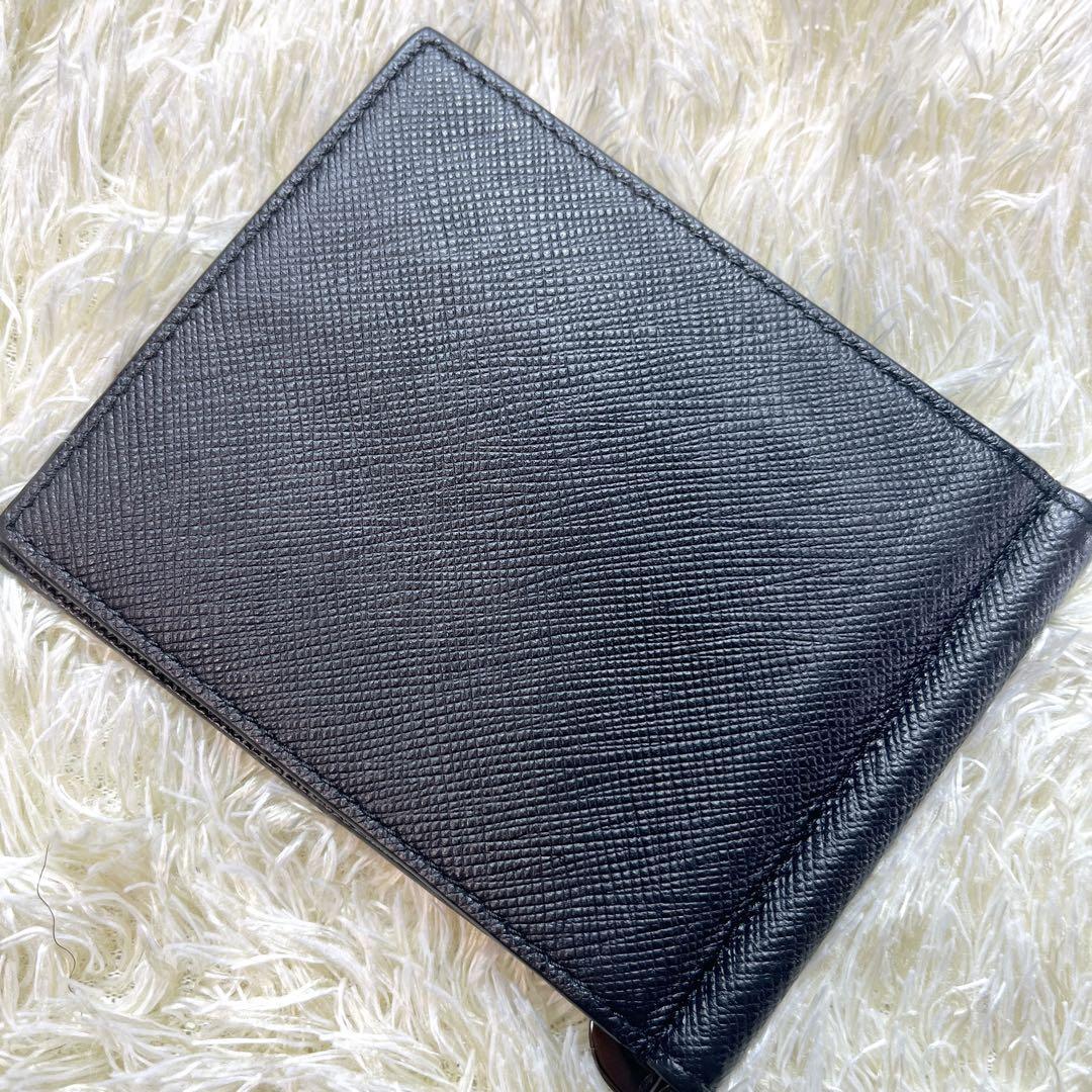 セール! 【未使用級】PRADAマネークリップ 金具 サフィアーノ