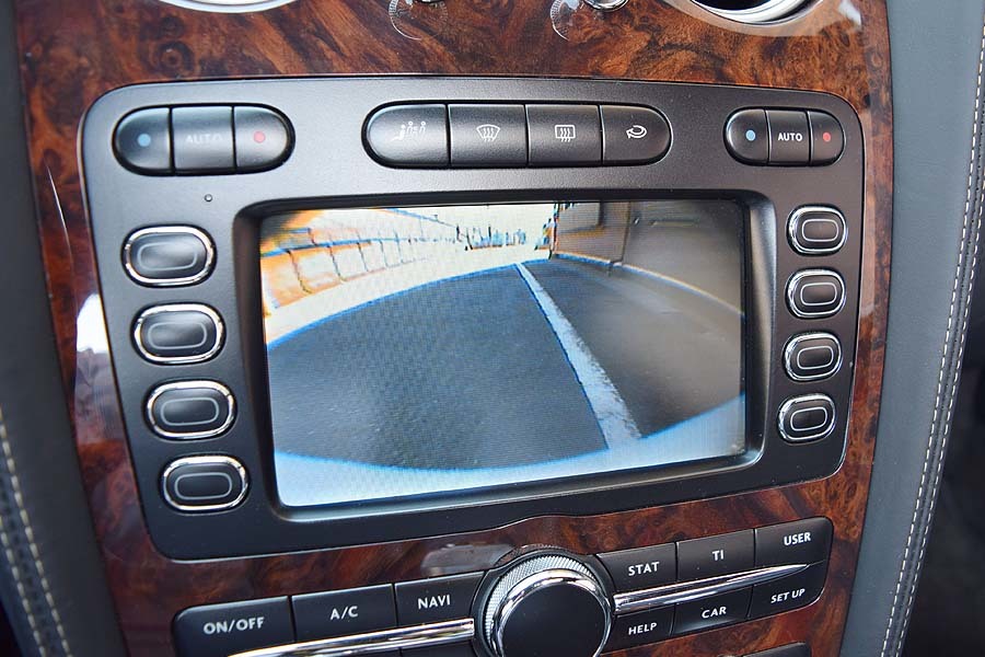  real running little garage storage inside exterior beautiful car Bentley Continental flying spur non-smoking car 20AW black leather ETC sunroof certainly present car verification how??