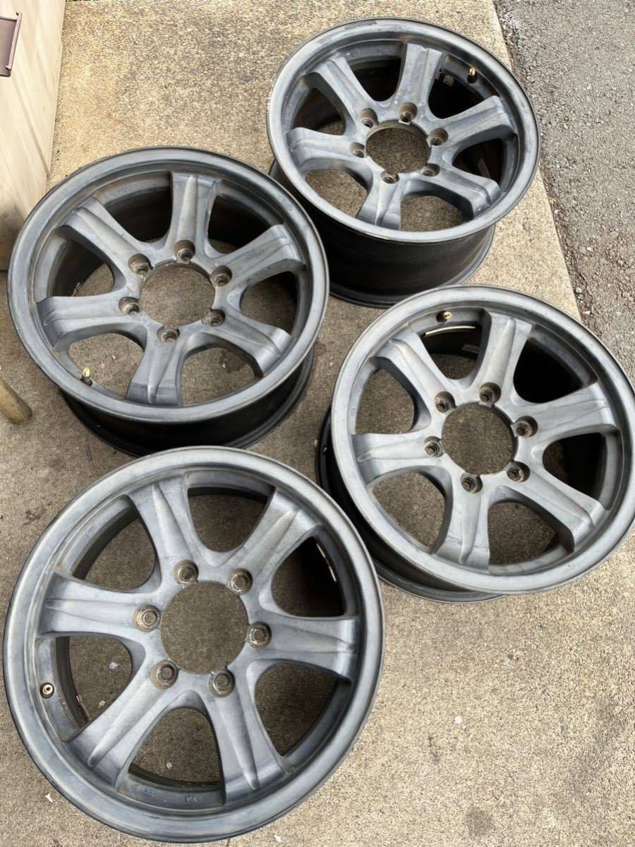 アルミホイール 16インチ 7JJ 6穴 PCD139.7 オフセット+25-