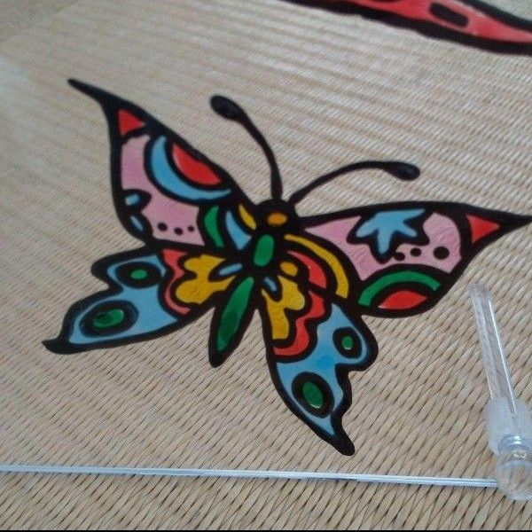 蝶々 ステンドグラス風 ガラス絵の具 作品 ハンドメイド