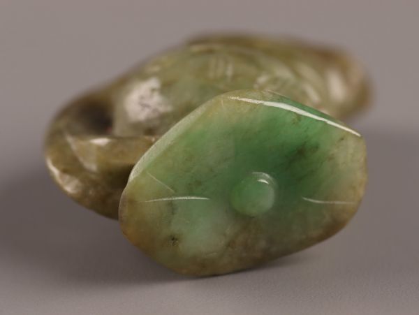 中国古玩 唐物 緑砡石 翡翠 置物 時代物 極上品 初だし品 8625の画像8