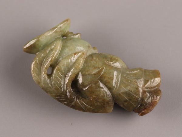 中国古玩 唐物 緑砡石 翡翠 置物 時代物 極上品 初だし品 8625の画像3