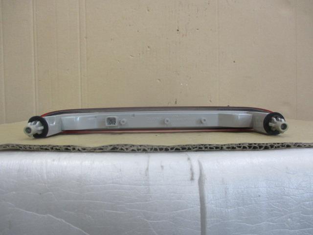 ミラココア L675S ハイマウントストップランプ LED 赤レンズ 81570-B2370_画像5