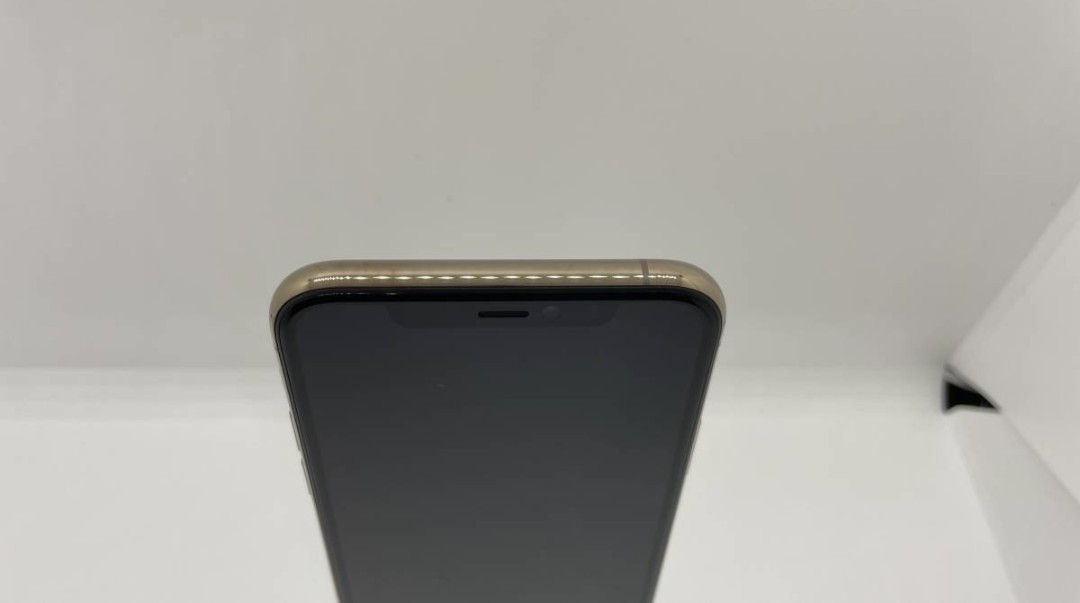 クーポン使用可 iPhone11 Pro バッテリー残量95% 64GB ゴールド