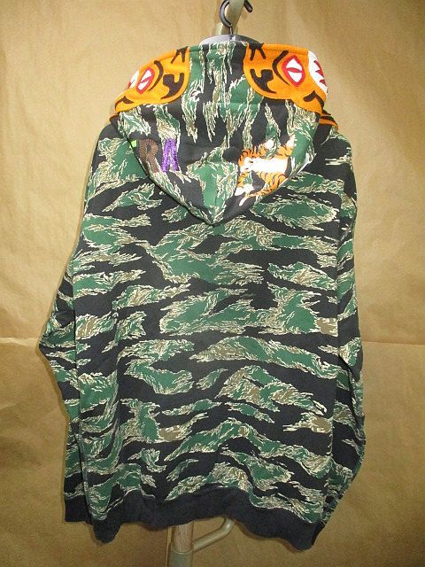 エイプ　A BATHING APE TIGER CAMO TIGER FULL ZIP HOODIE　タイガー　ジップアップ　パーカー　L_画像2