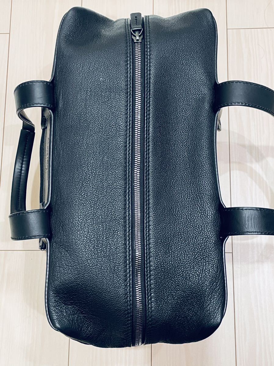 訳あり 極美品】フェラガモ 本革トートバッグ 黒 B4サイズ 旅行