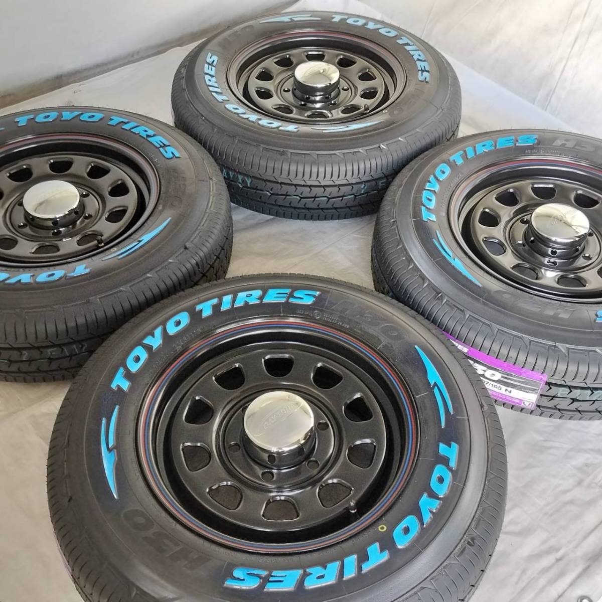 新品 デイトナ 15-6.0J＋45 6-139.7 ブラック タイヤ付4本SET 195/80R15 トーヨーH30 キャラバン E25/E26 NV350 (W2120-0)_画像2