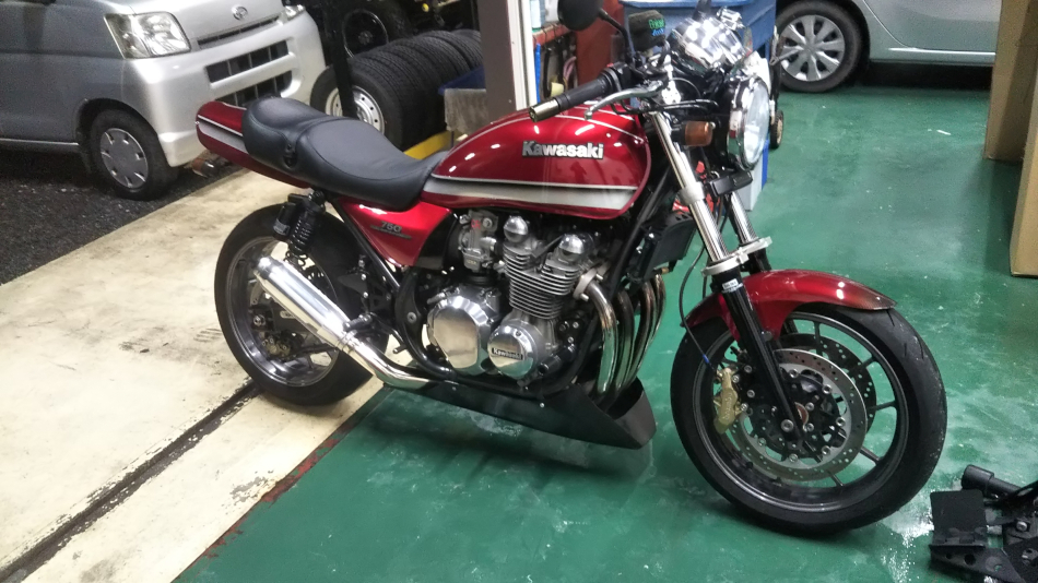 Kawasaki ゼファー750用 社外Z2テールカウル & 純正タンク用 Kawasaki ゼファー750用 社外Z2テールカウル & 純正タンク用
