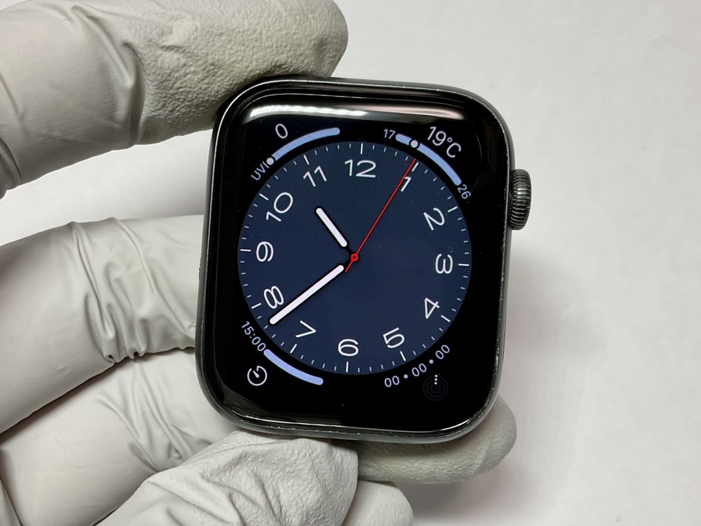 ポケットいっぱい 【ケース付属】Apple Watch 6 44mm スペースグレイ
