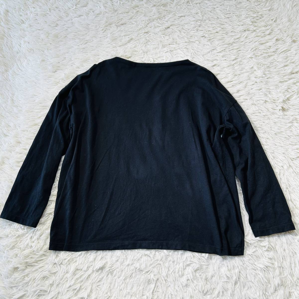 NS00103 UNIQLO ユニクロ レディース ロングTシャツ ブラック XLサイズ Lisa Larson リサラーソン 胸ポケット_画像2