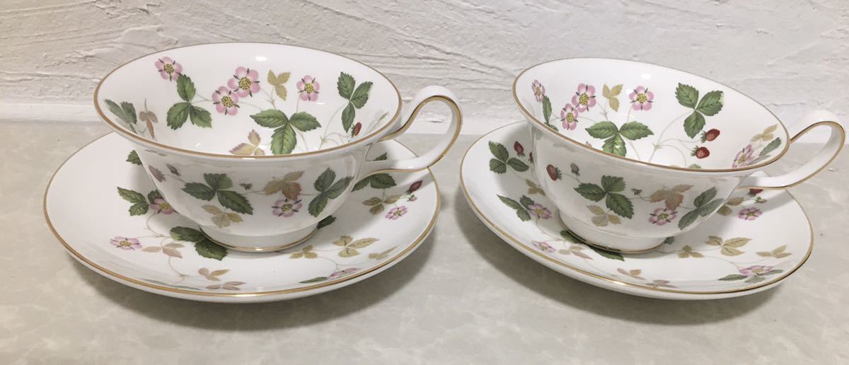 大人気定番商品 未使用 STRAWBERRY ペア 230415 WILD ワイルドストロベリー カップ&ソーサー ウェッジウッド WEDGWOOD ウェッジウッド 大人気定番商品 未使用 STRAWBERRY ペア 230415 WILD ワイルドストロベリー カップ&ソーサー ウェッジウッド WEDGWOOD ウェッジウッド