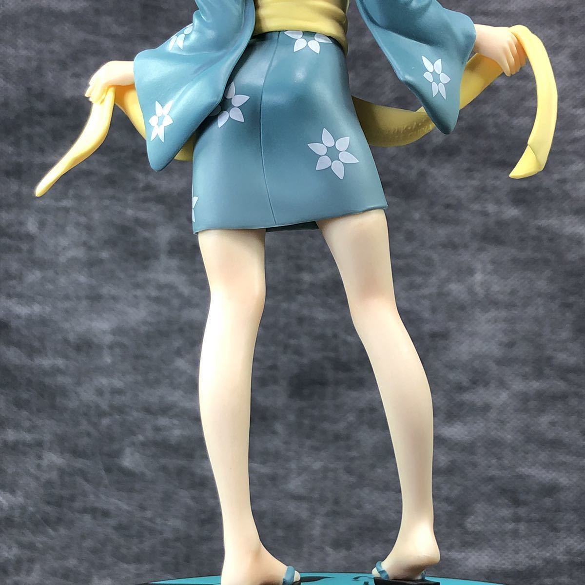 3 -ply packing & immediately shipping!. good . tree month fire * monogatari figure * exhibit number : peach ok H* treasure goods.!* box less . appreciation for display 