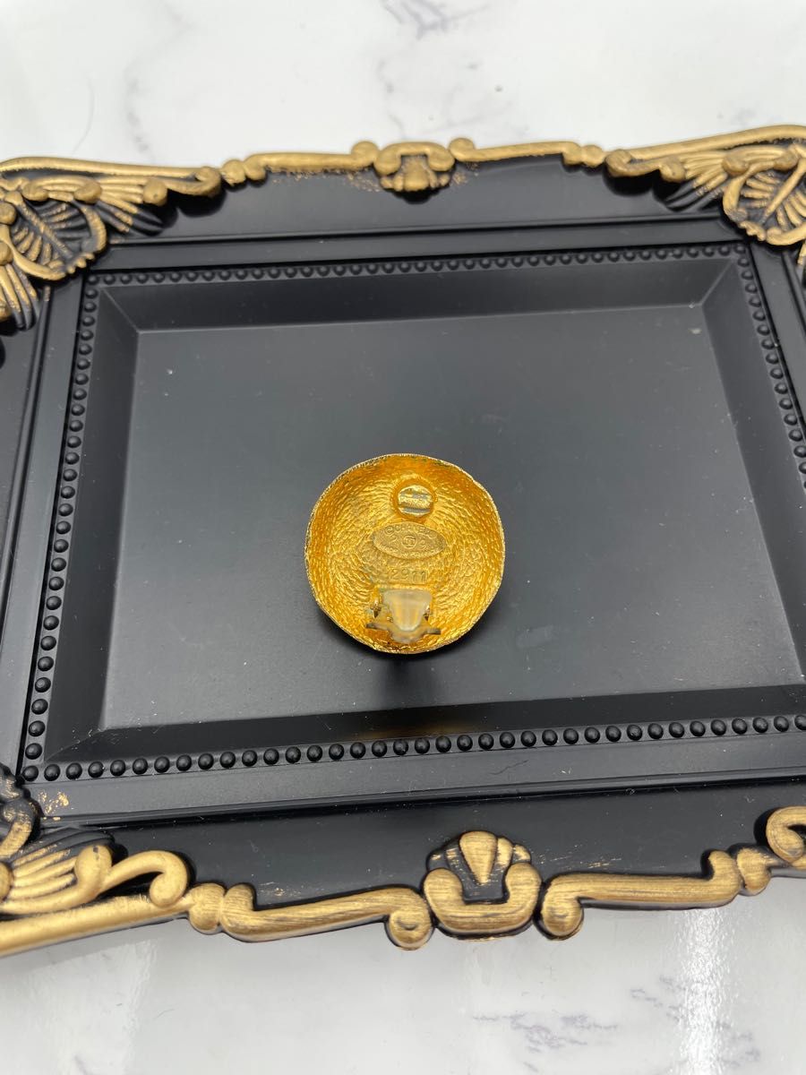 CHANEL イヤリング ピアス フェイクパール ココマーク 片方 ゴールド