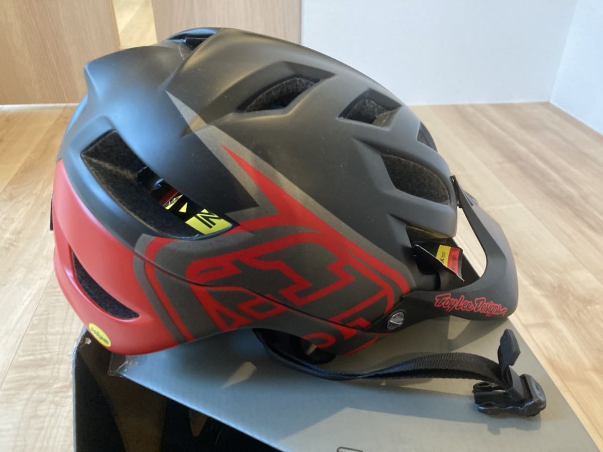 【早い者勝ち！】Troy Lee Designs A1 Classic Mips MTB Helmet - Black / Red / Small 新品・未使用品_画像2