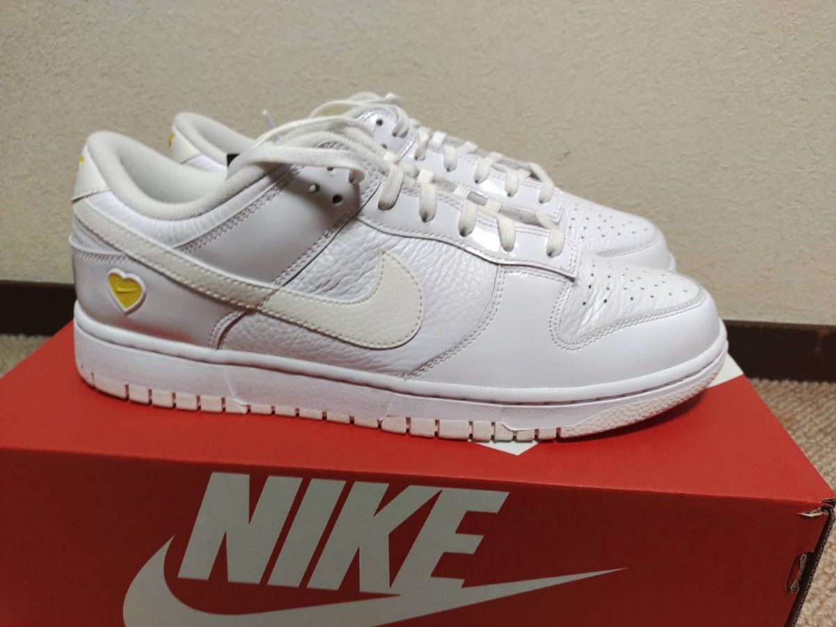 Nike WMNS Dunk Low "Yellow Heart"ナイキ ウィメンズ ダンク ロー "イエロー ハート"