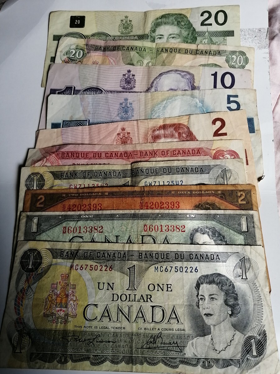 CANADA旧紙幣10枚合計64ドル 外国　同梱可_画像1