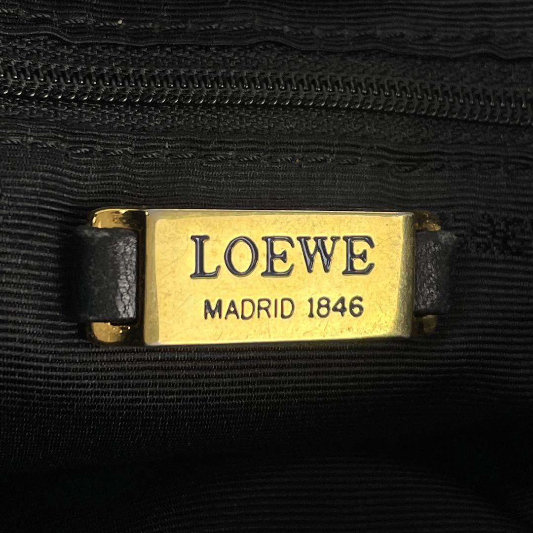 美品○LOEWE ロエベ ショルダーバッグ アナグラム ロゴ型押し