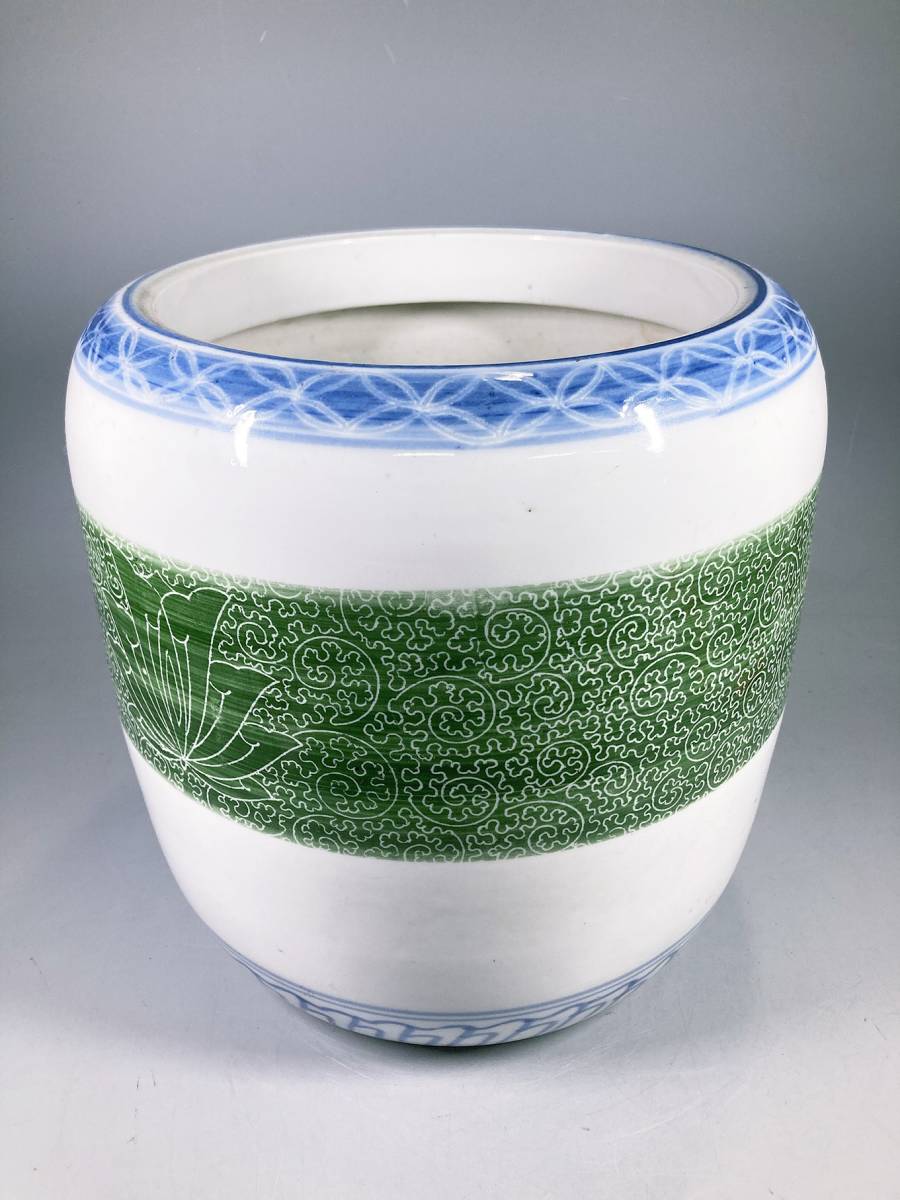 有田焼 火鉢 手あぶり火鉢 染付 唐草文 睡蓮鉢 めだか鉢 メダカ鉢