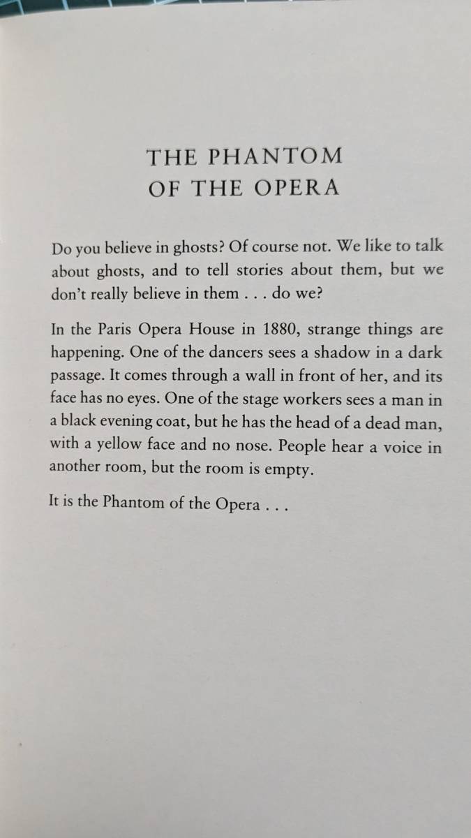 【送料無料】 The Phantom of the Opera Level 1 (Oxford Bookworms ELT) 中古本_画像5