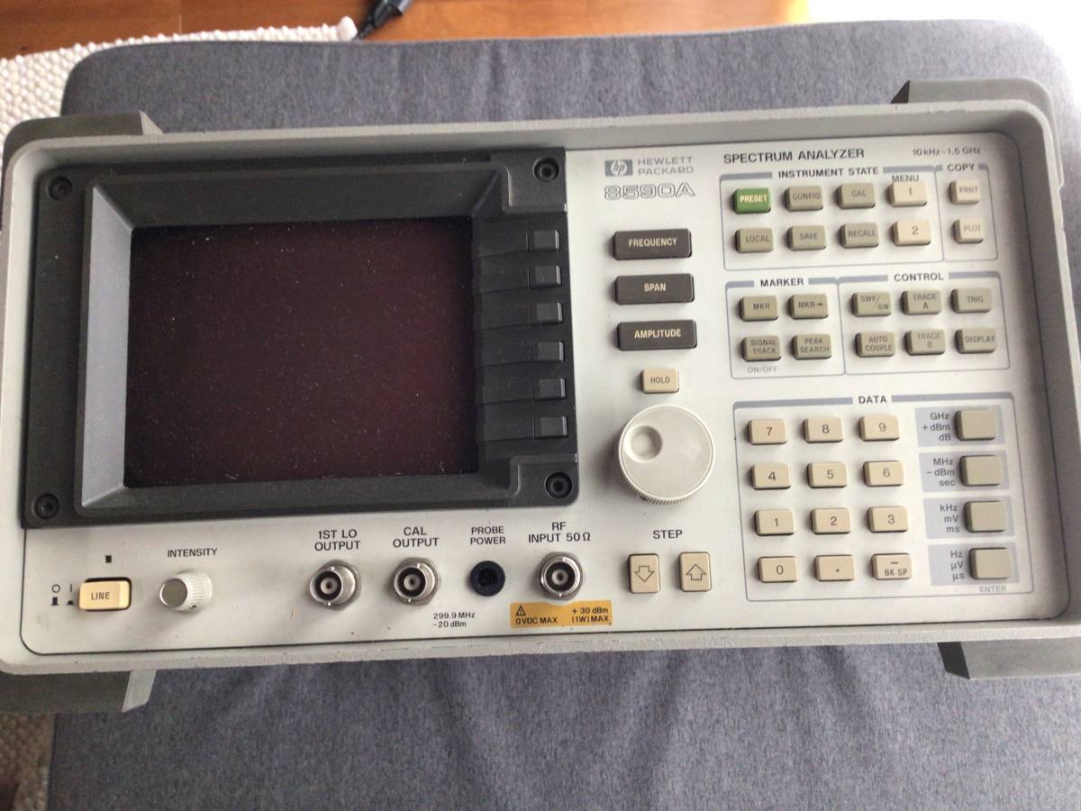 ☆通電確認☆ HEWLETT PACKARD 8590A SPECTRUM ANALYZER スペクトラム