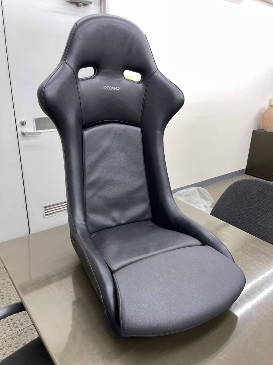 希少 ルノースポール スピダー 純正シート RECARO レカロ 中古品_画像1