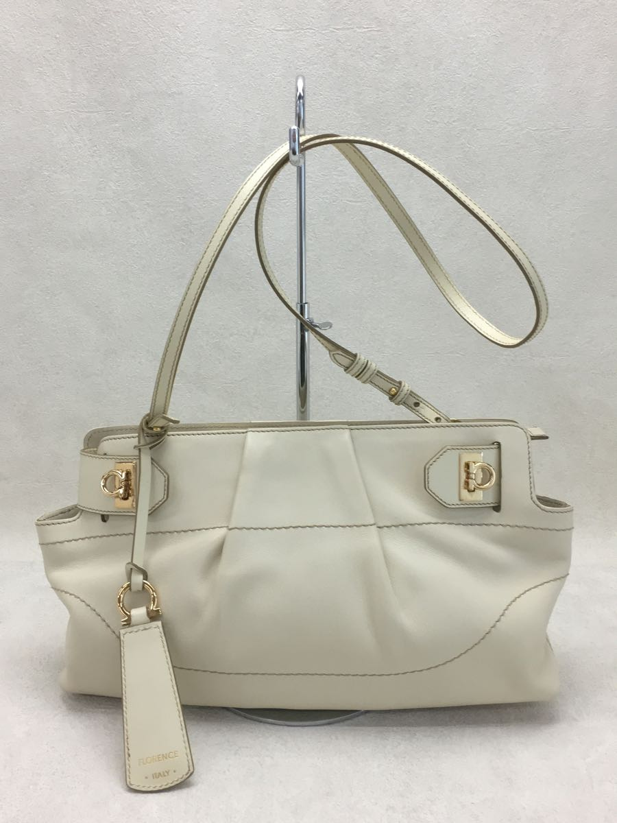 人気ショップ Salvatore Ferragamo◇ショルダーバッグ/-/WHT その他