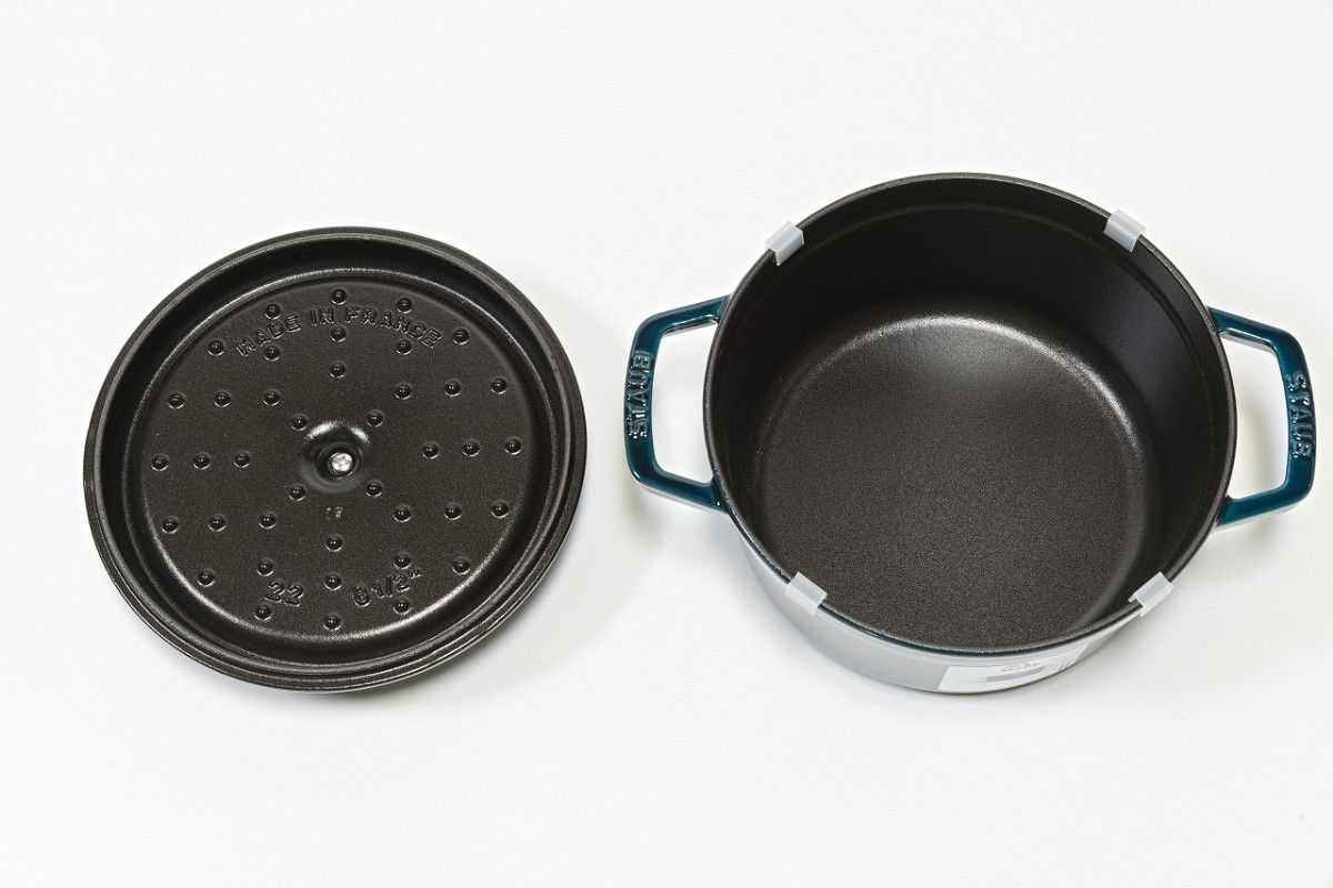 ストウブ STAUB ピコ・ココットラウンド 22cm ラメール 新品 ストウブ STAUB ピコ・ココットラウンド 22cm ラメール 新品