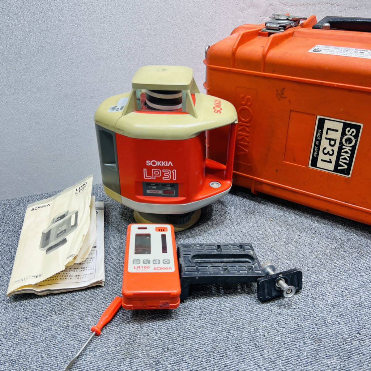 超特価激安 動作品 SOKKIA LP31 日本製 ソキア レーザーレベル 回転