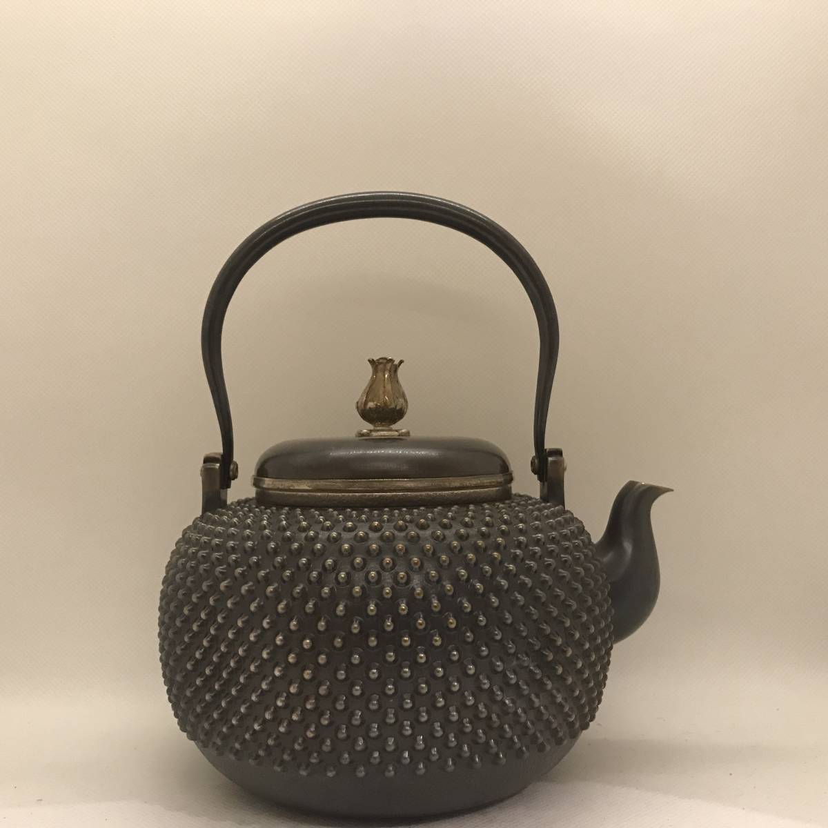 純銀製 松栄堂 霰湯沸 菊摘 銀瓶 煎茶道具 www.anac-mali.org