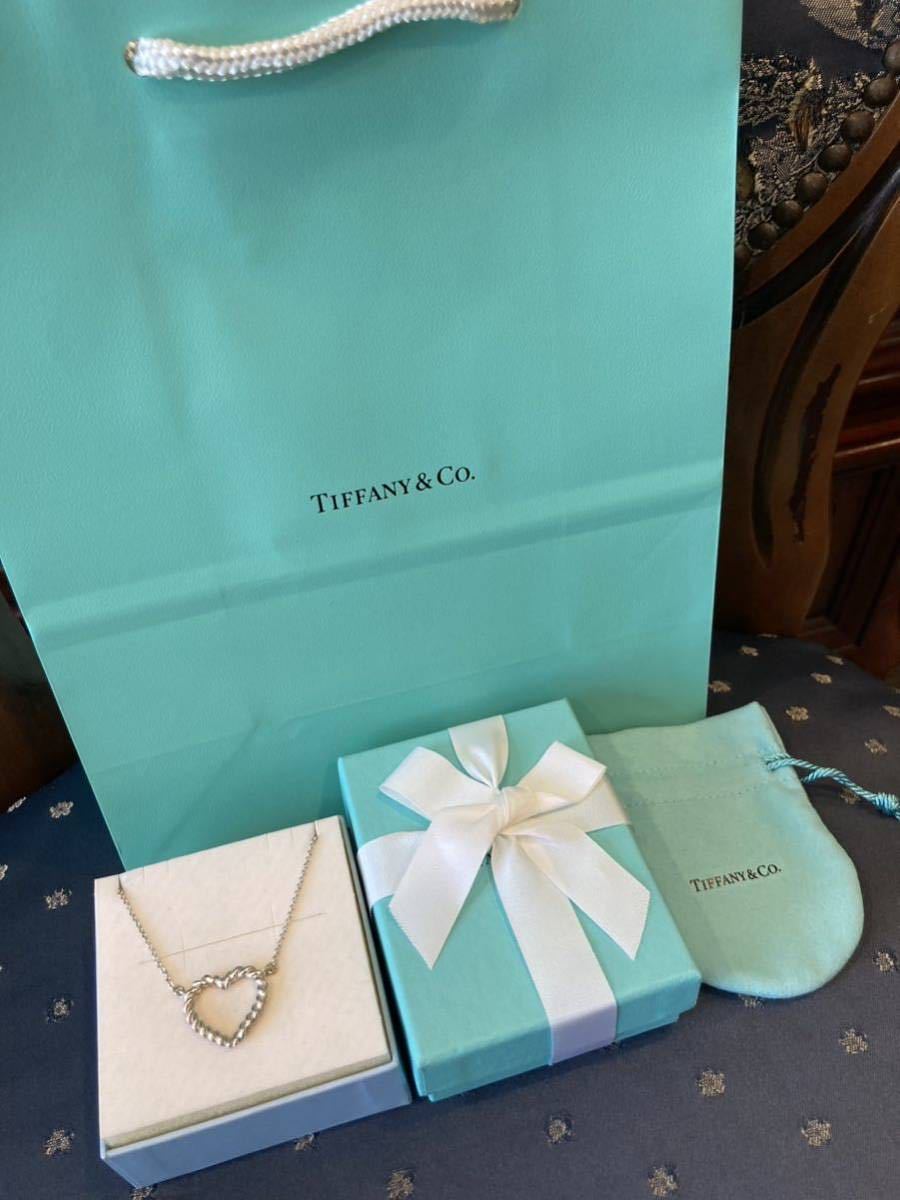 新品 正規品 ティファニー tiffany&co. ネックレス ♪リボンラッピング致します♪ツイストハート 箱巾着紙袋 プレゼント