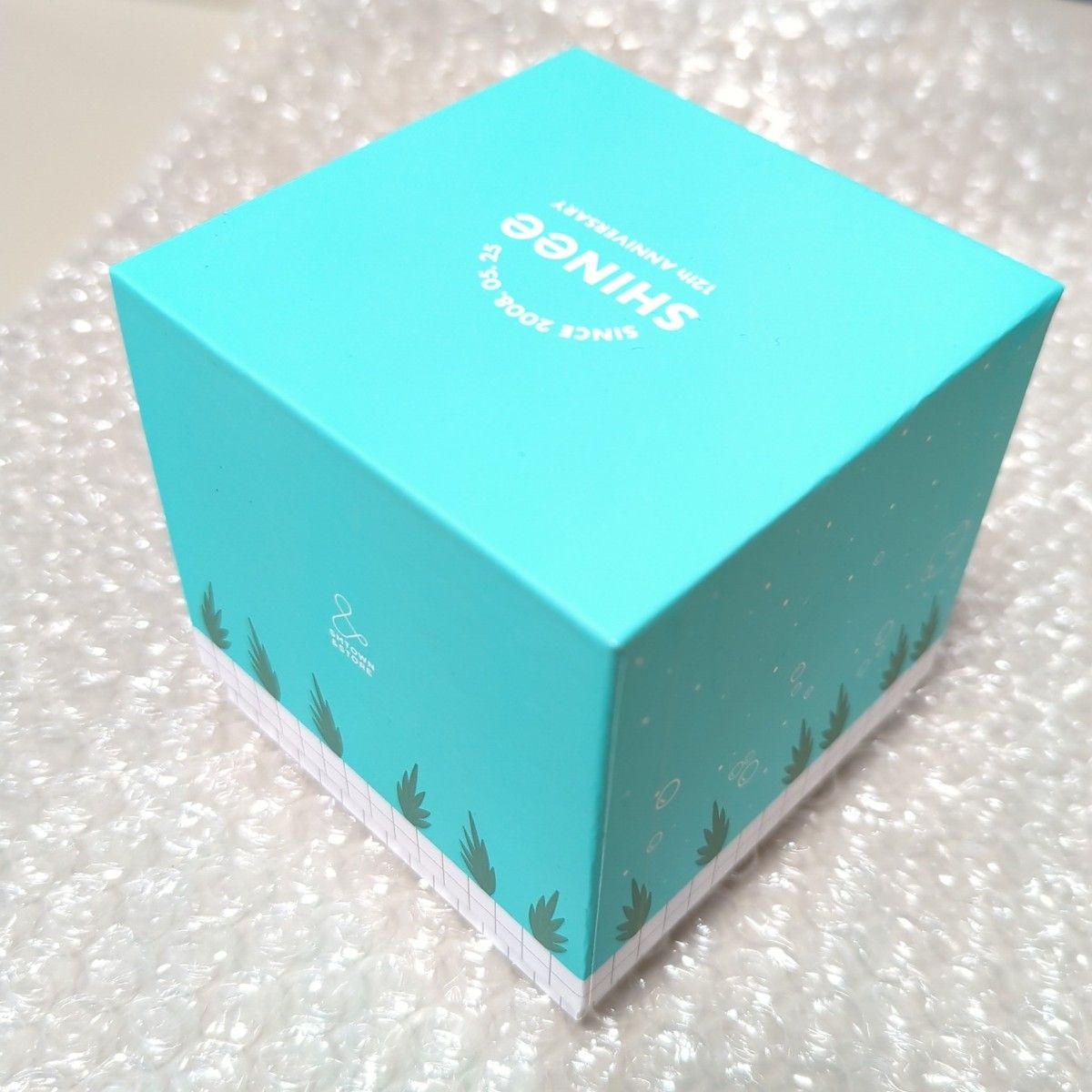 SHINee デビュー12周年記念グッズ グリッターボール スノードーム