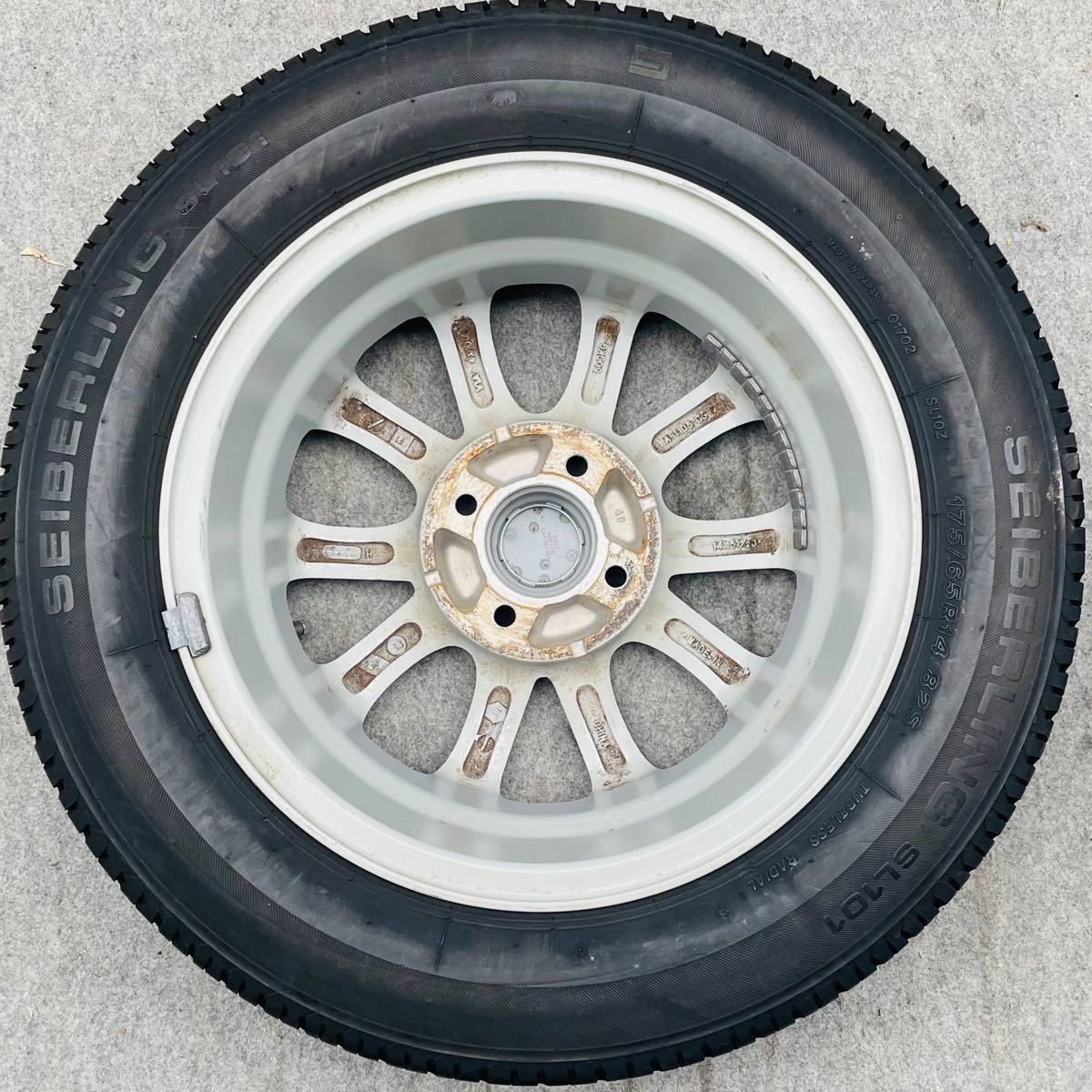 バリ溝。MW2社外ホイール14インチ×5.5J+40 100/4穴-