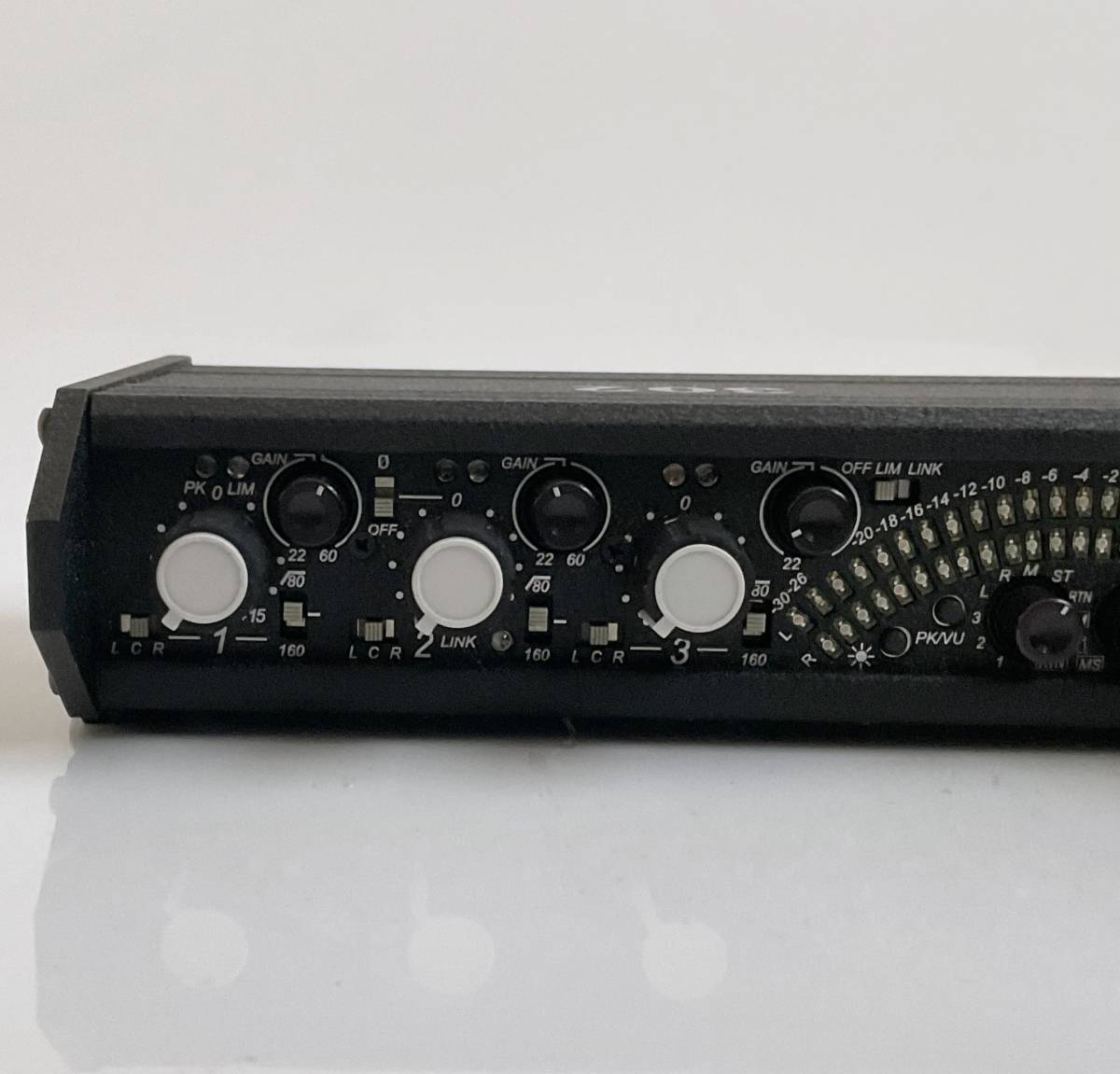 ☆完動品☆ Sound Devices 302 マイクプリアンプ 3ch ポータブル ☆完動品☆ Sound Devices 302 マイクプリアンプ 3ch ポータブル