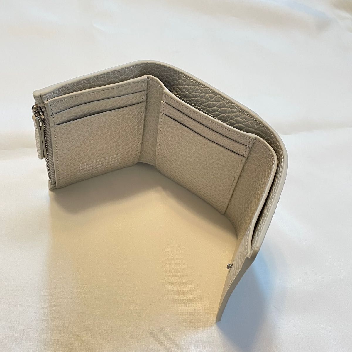 Maison Margiela ジップ コンパクト トリフォールド ウォレット