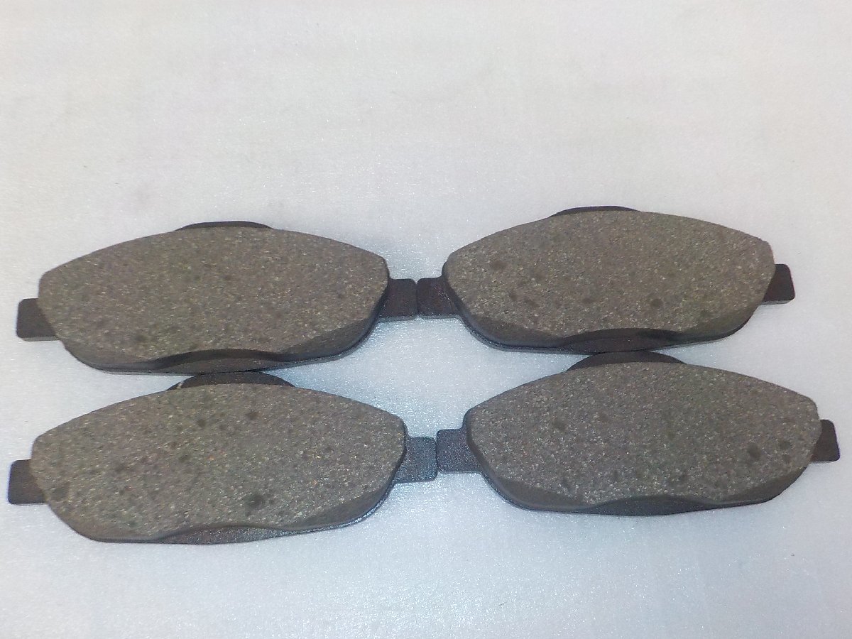 [ PEUGEOT / CITROEN Peugeot / Citroen ] original brake pad 16 132 593 80 * long time period stock unused goods 