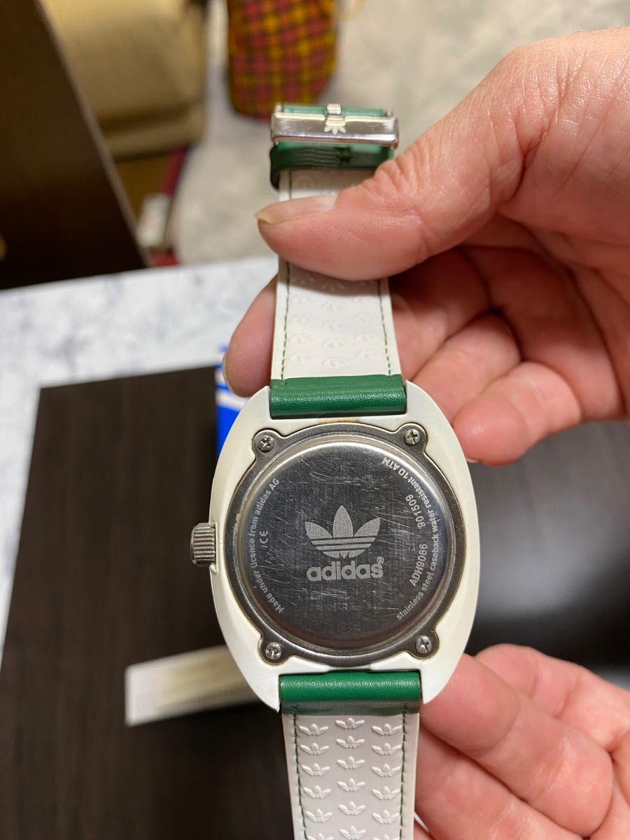 アディダス　スタンスミス　ホワイトXグリーン adidas メンズ腕時計