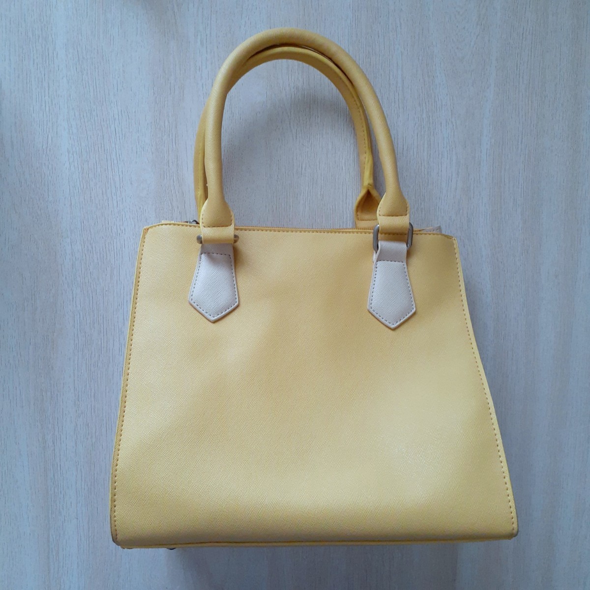 ELLE L * bag handbag shoulder bag lady's bag { yellow }ito gold 