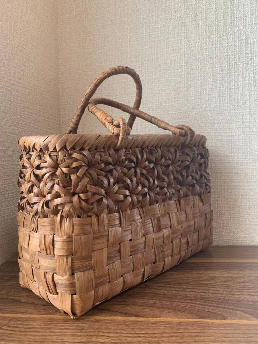 山葡萄 手作り カゴバッグ 内布付き 市松編み、立体花編み | www