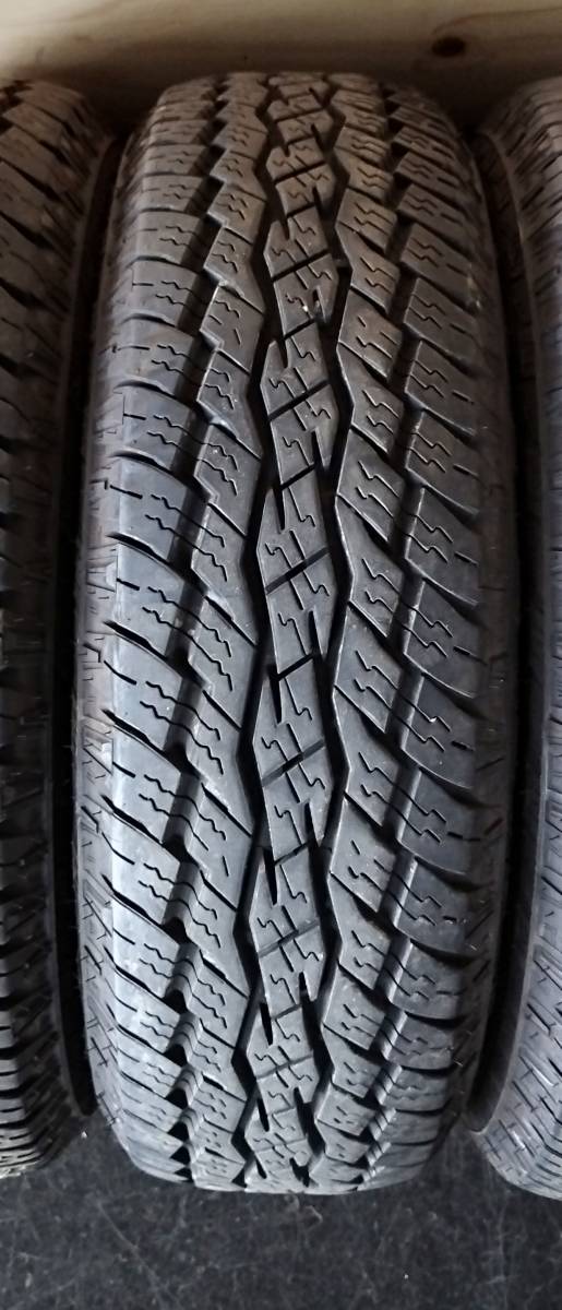 215/70R16 TOYO TIRES OPENCOUNTRY A/T EX 2022年製 4本 ホワイト