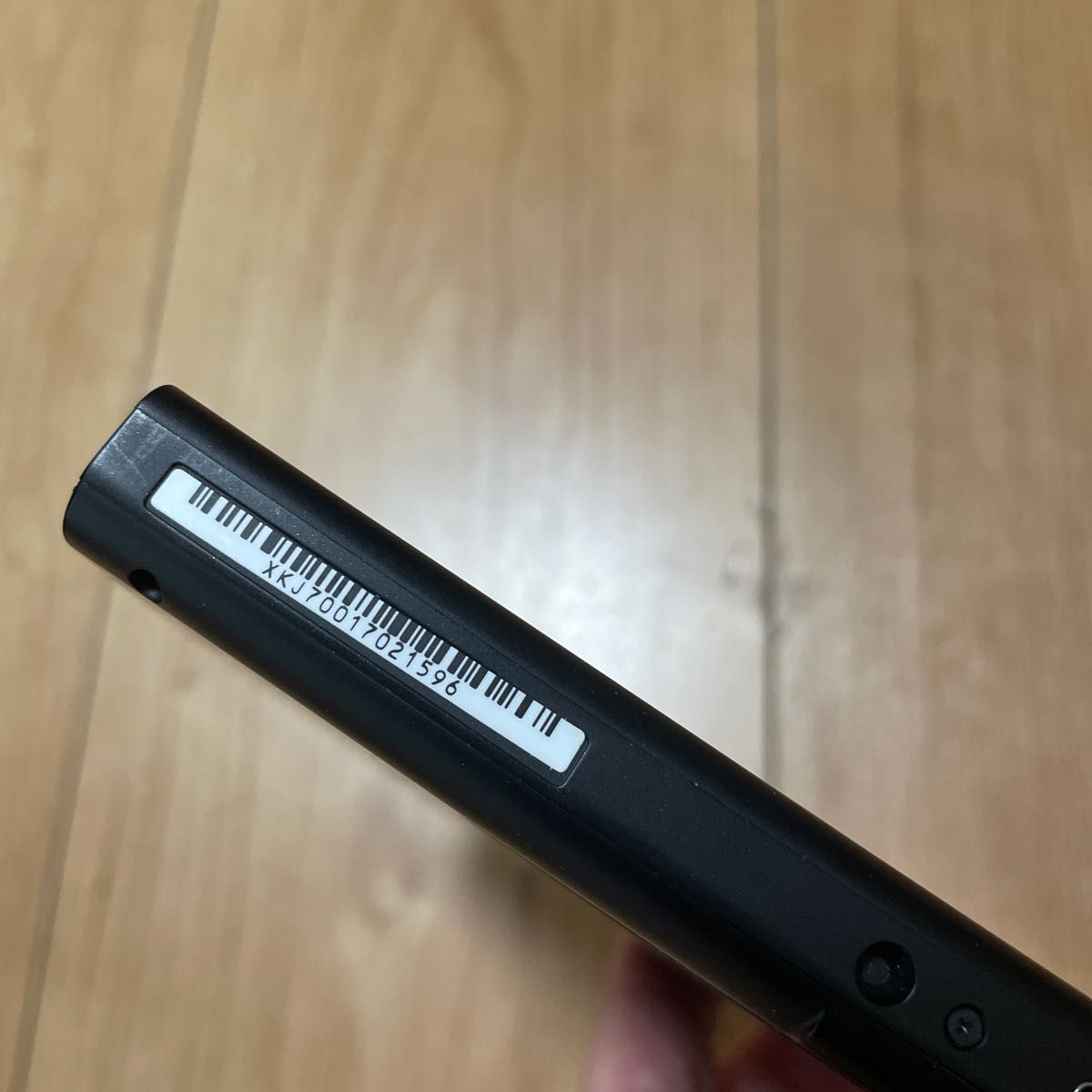 4111【液晶傷なし】新型Nintendo Switch 本体のみ 2019年製 4111【液晶傷なし】新型Nintendo Switch 本体のみ 2019年製