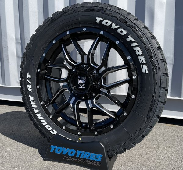 新品 Black Mamba ランクル100 ランクル200 ZX対応 20インチタイヤホイールセット TOYO OPEN COUNTRY RT 275/55R20 ホワイトレター BM7 LT_画像2