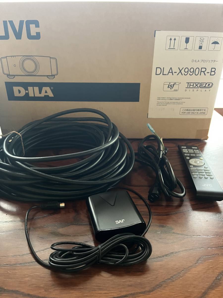 JVC D-ILA DLA-X900R-B 4K プロジェクター(HDMIコード15m付き) JVC D-ILA DLA-X900R-B 4K プロジェクター(HDMIコード15m付き)