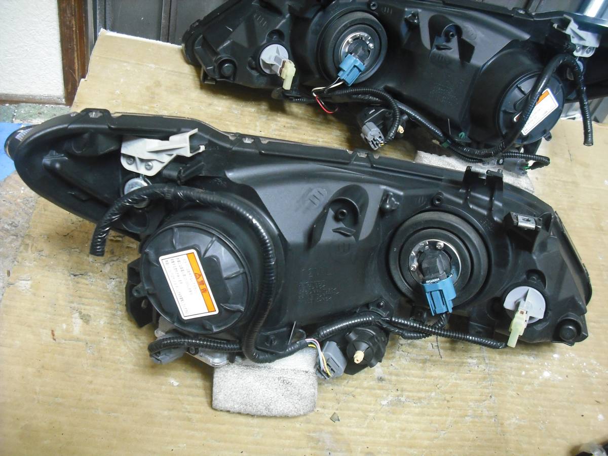 超美品 ホンダ純正 FD1 FD2 FD FD3 シビック タイプR HIDヘッドライト
