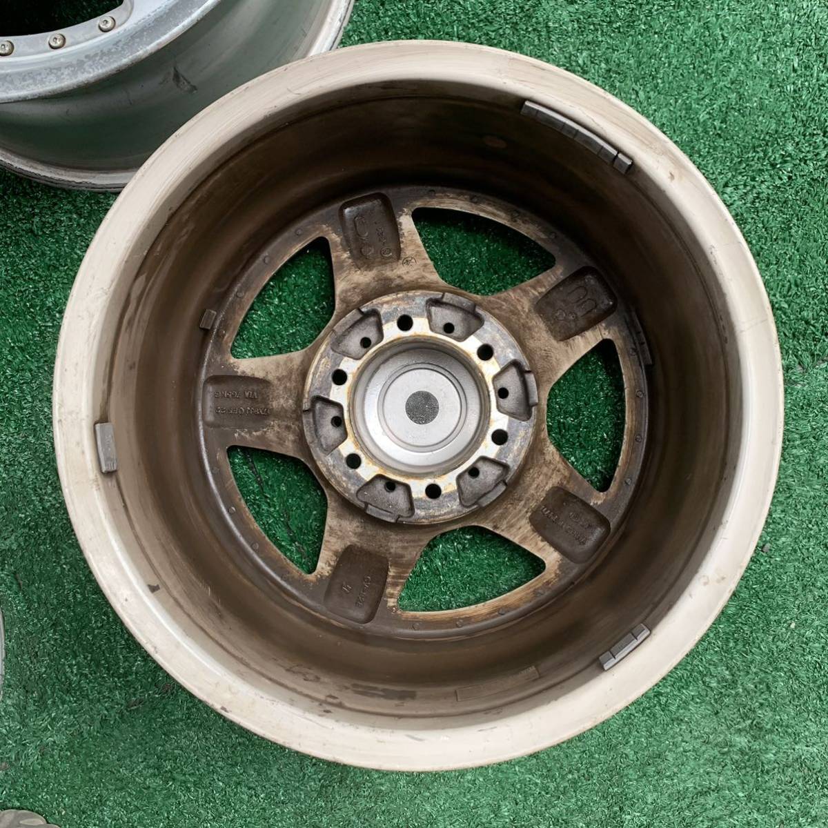 小傷程度美品】深リム BS BERG CV928 17インチ 8J +22 PCD139.7 6穴