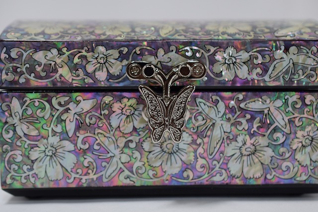 *# Korea miscellaneous goods # high class mother-of-pearl small articles ring box # Tang .. butterfly # gorgeous!#*