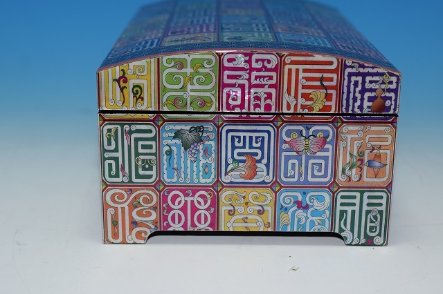 # Korea tradition industrial arts # colorful . high class mother-of-pearl gem box # many pattern #
