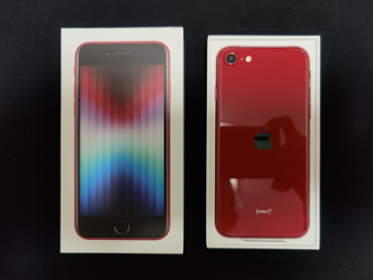 ペイペイフリマで44,800円です。黒も在庫あります。新品未使用 iPhone SE3 本体 64GB プロダクトRED