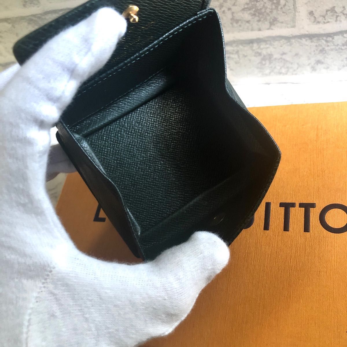⭐極美品⭐ ルイヴィトン タイガ コインケース アルドワーズ ジッピー