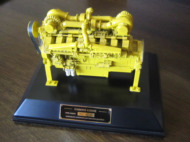 1/18 CUMMINS K2000S ディーゼル エンジン 模型 金属製 限定300 1/18 CUMMINS K2000S ディーゼル エンジン 模型 金属製 限定300