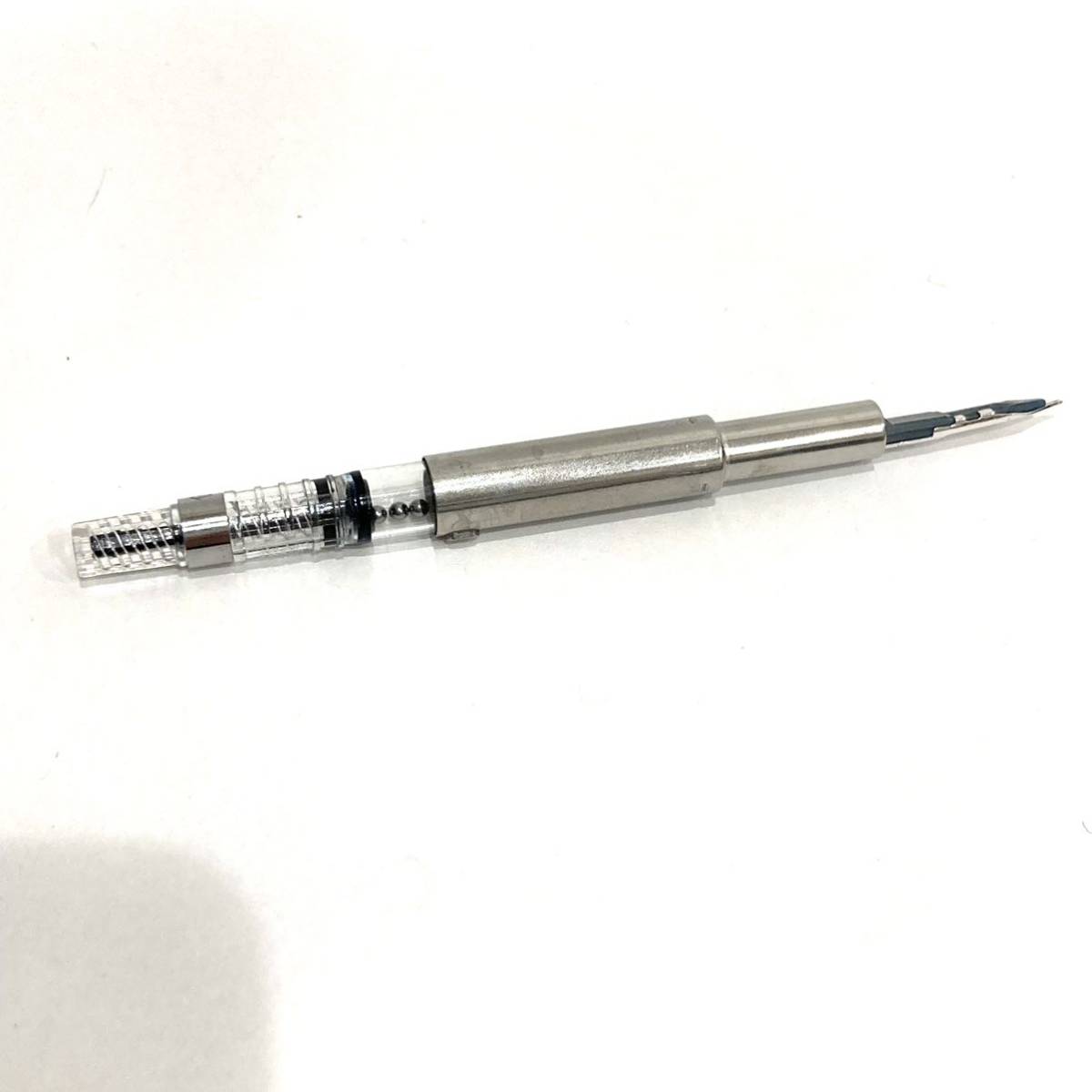 ☆1000円スタート☆PILOT パイロット万年筆 キャップレス 螺鈿水面 FCN